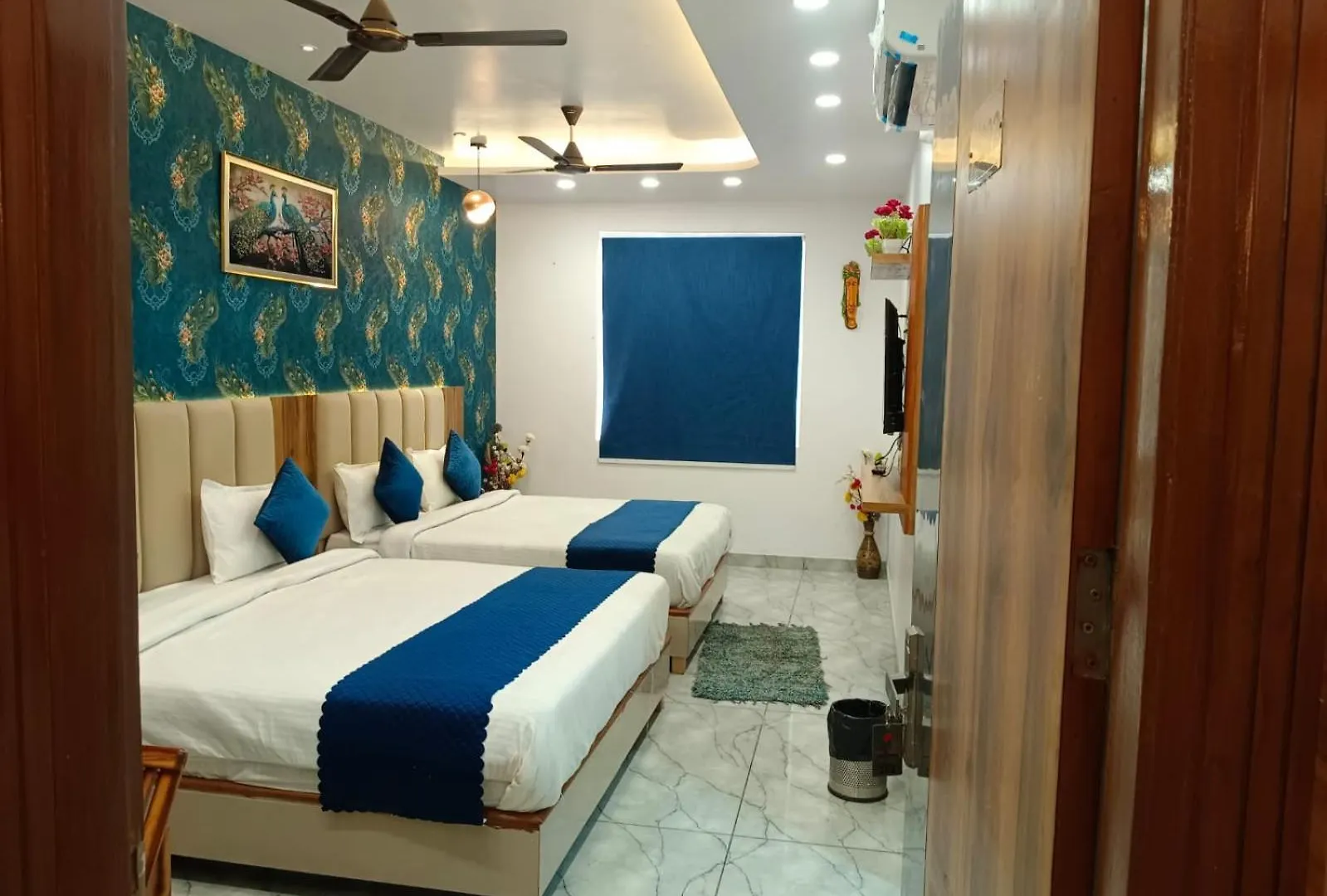 Hotel Strawberry Chandigarh